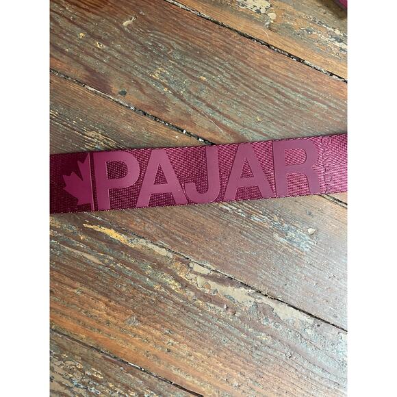 Pajar Canada Quilted Belt Bag Fanny Pack Crossbody Wine Berry Nylon - Picture 3 of 8